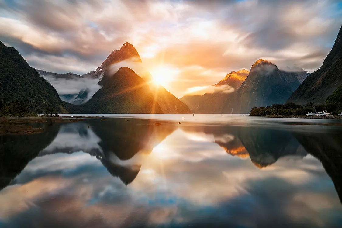 #00156_Milford Sound.jpg